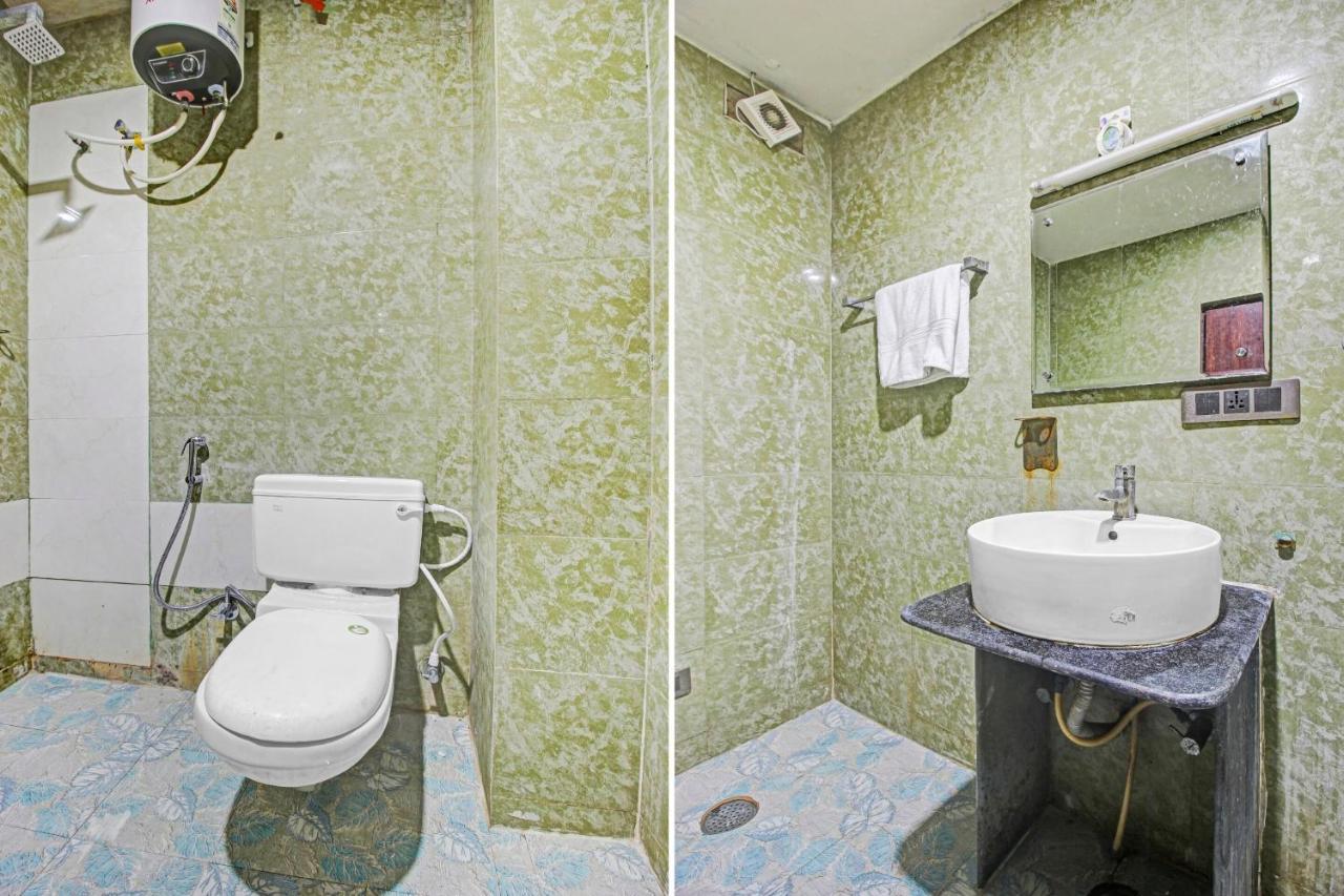 Hotel Oyo Townhouse 707 Grand Krishna Hyderabad Exterior foto